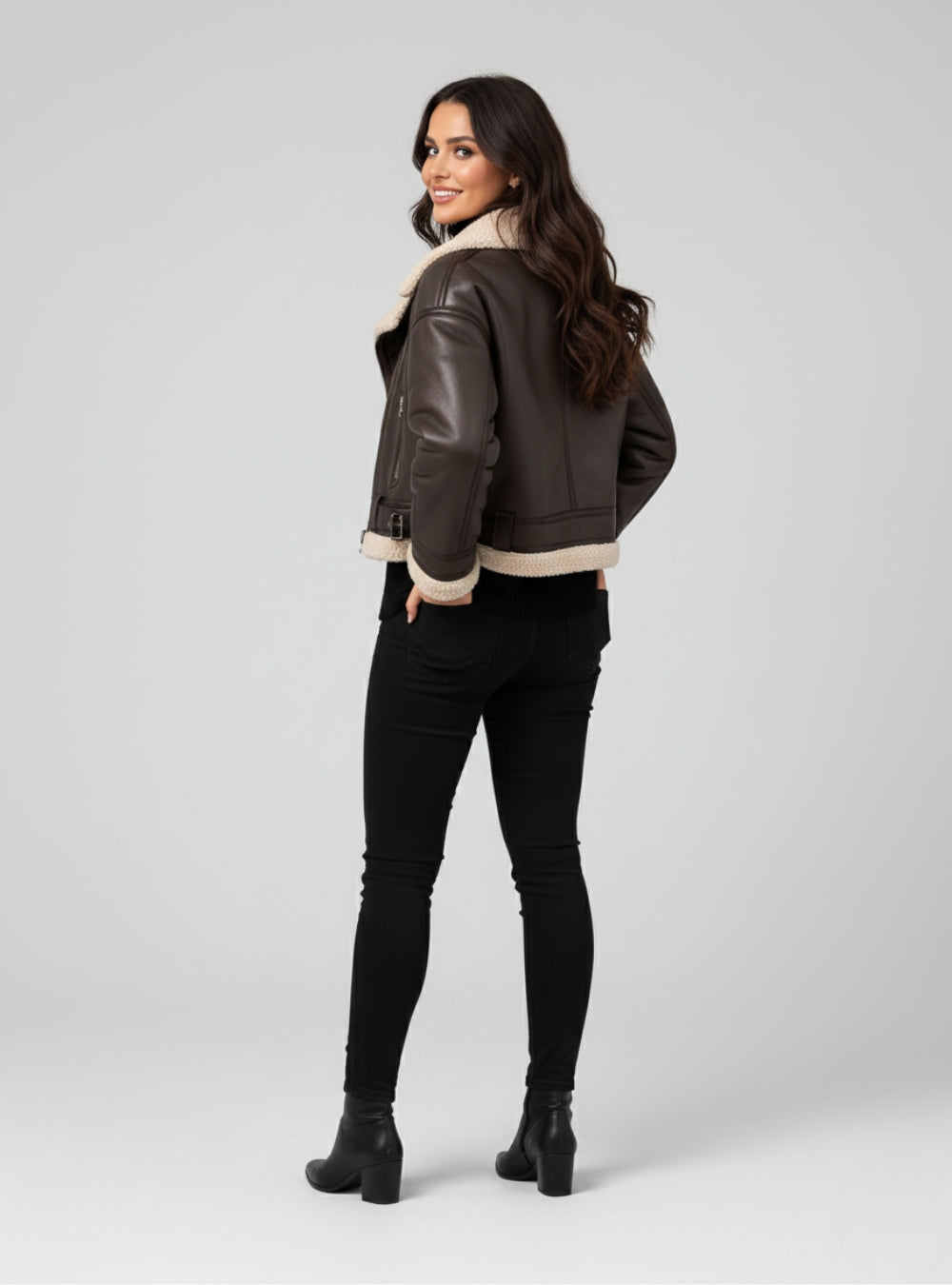 Luxuriöse Lammfell-Bikerjacke - Aviator Style